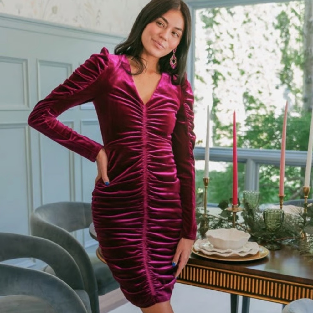 Ivy City Co. Juliet ruched velvet‎ dress in magenta Women’s Sz L NWT